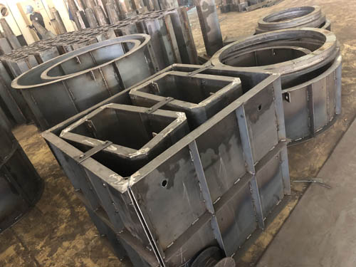 翰轩模具设计公司 检查井模具12.jpg