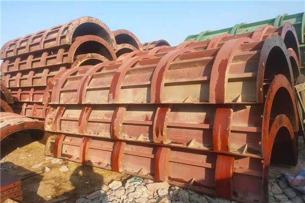 1627869171306454.jpg 圆柱钢模板.jpg