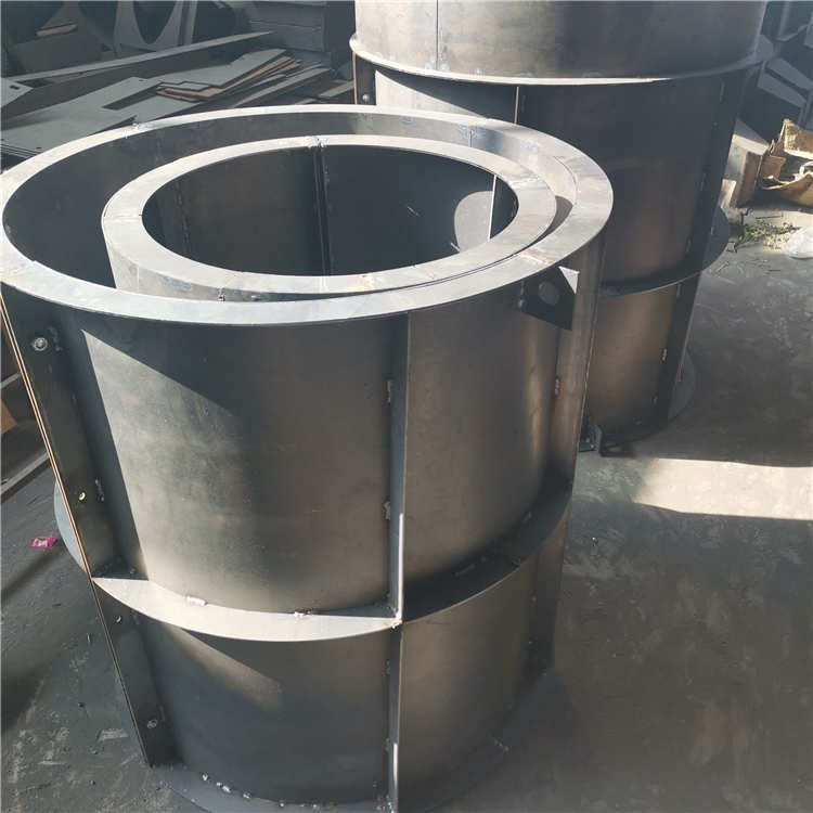 1671666759771152.jpg 检查井钢模具3.jpg